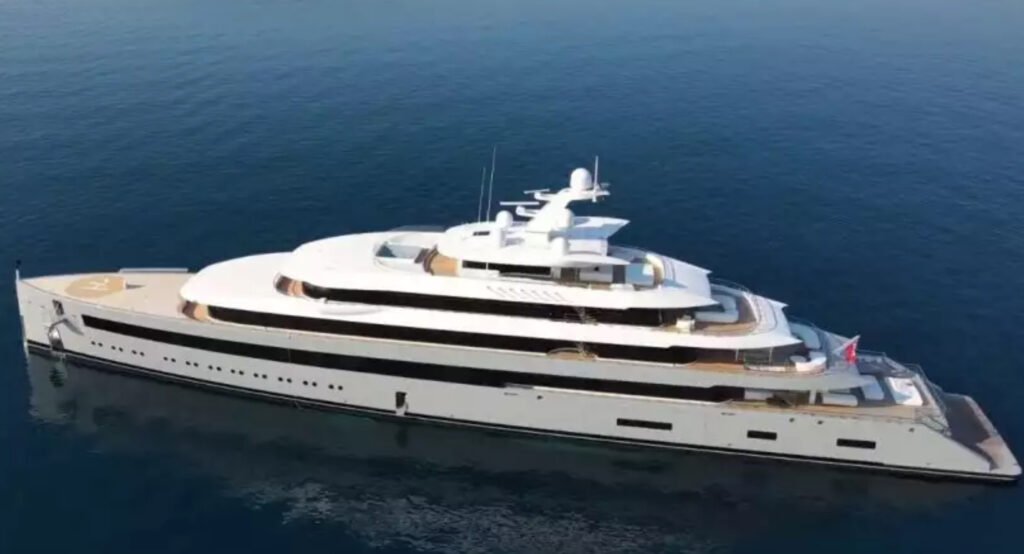 Jan Koum, el fundador de WhatsApp en Ibiza con su superyate de 220 millones 1 El yate de Jan Koum