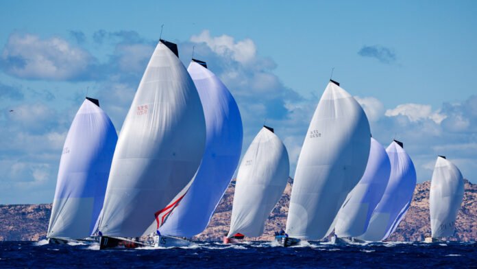 52 SUPER SERIES – PORTO CERVO – RANGE ROVER 52 SUPER SERIES : Sled