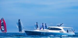 Palm Beach Motor Yachts Partner de las 52 SUPER SERIES Palm Beach Motor Yachts