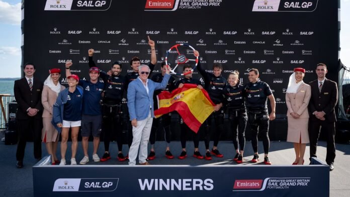 LOS GALLOS CONQUISTAN PORTSMOUTH LOS GALLOS CONQUISTAN PORTSMOUTH Y CONSIGUEN SU SEGUNDO VICTORIA EN UN INOLVIDABLE ENFRENTAMIENTO EN SOLENT.