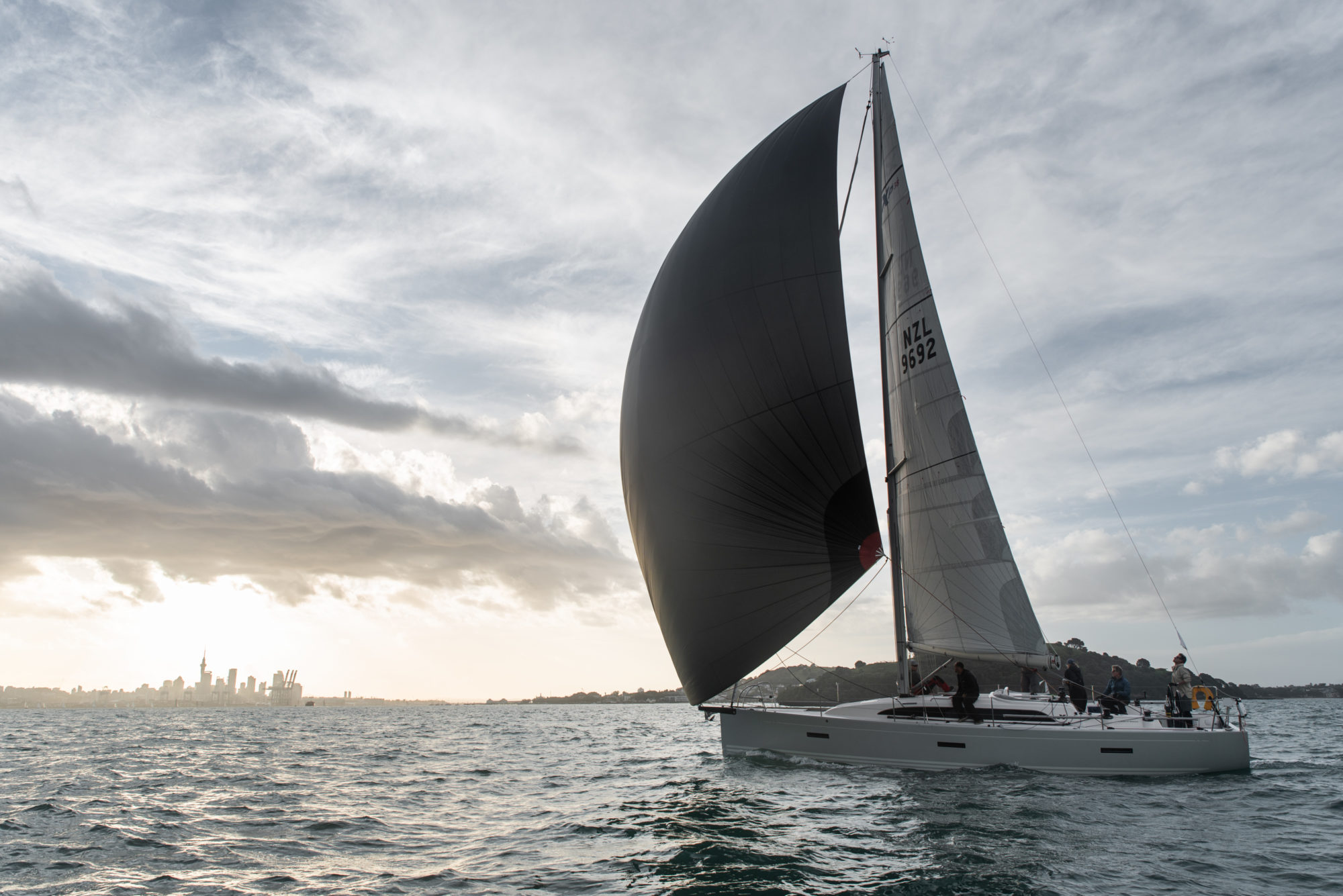 north-sails-the-difference-between-a-gennaker-and-a-spinnaker